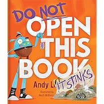 Do Not Open This Book It Stinks: 10 | Amazon.com.br